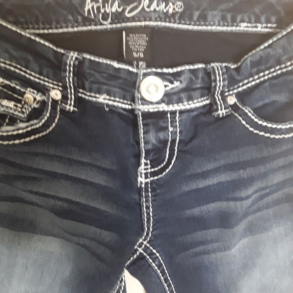 Ariya Jeans size 5/6 - Picture 4 of 10